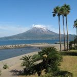 荒崎パーキングエリアからの桜島。