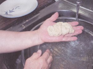 垂水の懐かしい食べ物－本城麺残-5