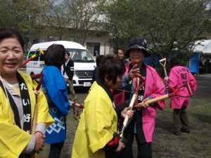 女男河原祭りにぎやかに開催-3