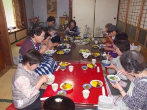 １２名で試食会