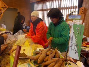 森んちゅうのＮＰＯ法人も出店