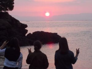 錦江湾に沈む夕日にうっとり